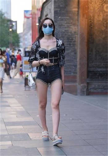 高义美红王站长大团结