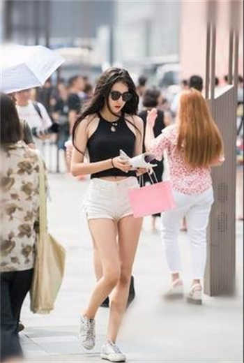 抖音背时姑娘小张黑料