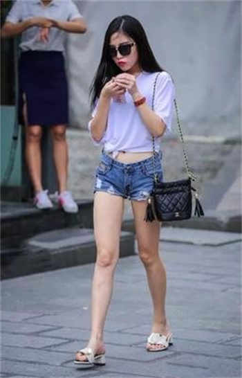 娇妻在上夜少强势锁婚免