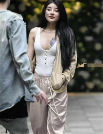 eva剧场版长发丽