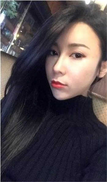 白雪与校长的故事