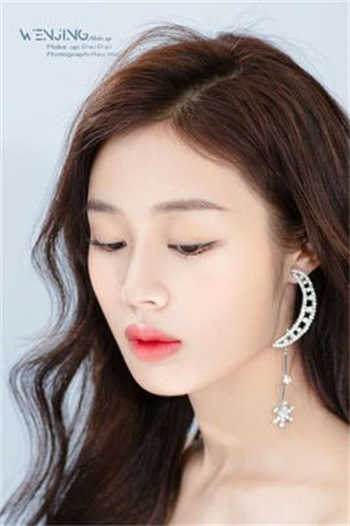 女租客跟房东睡觉什么电视