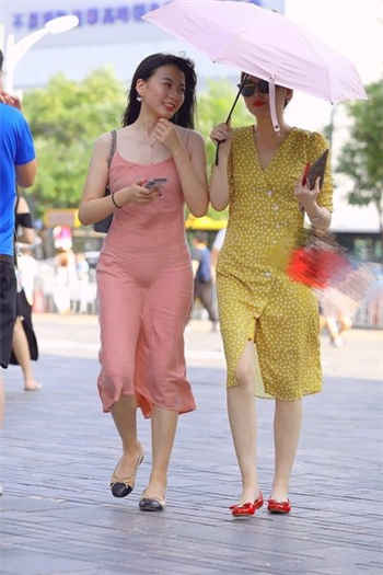 龙娘的尾巴敏感点