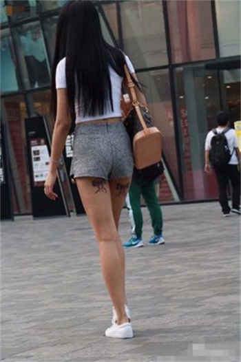 白桃露露图包