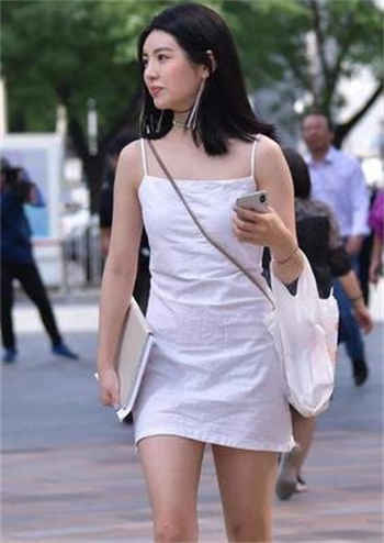 锦城学院唐艺涵拍片