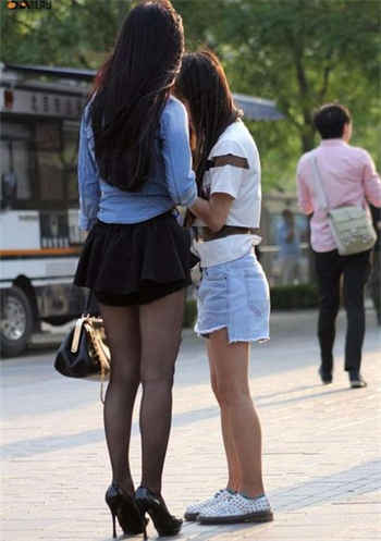 宁洋子与老友重逢在线