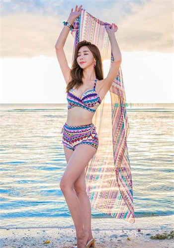 麻豆0068化妆师