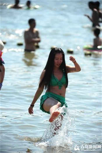 贾兰与李纨初云雨