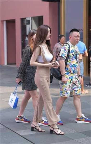 囚禁时刻在线观看中字