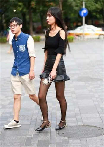 成年轻人影视在线观看