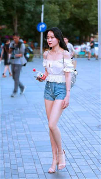 现在买房子能睡女销售吗