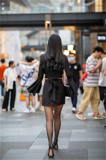 我就经常偷偷跟女婿做