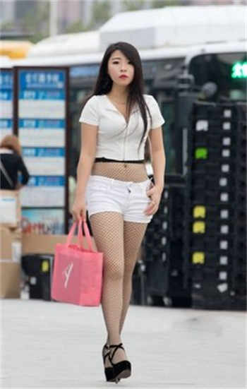 chinhbaby特意穿旗袍