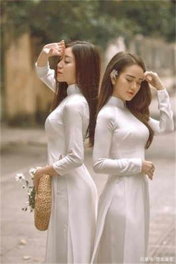 峡谷养爹人什么意思