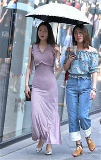 刘玥吴梦梦