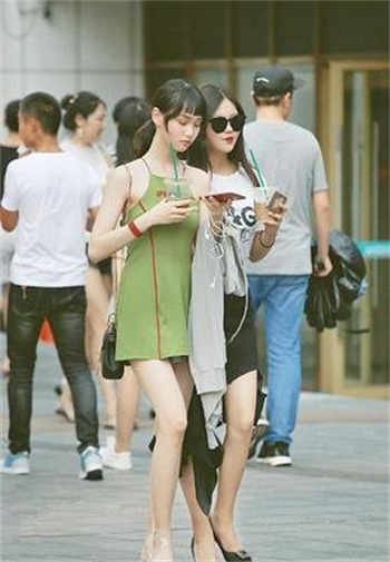 爱情公寓开局电台主持人