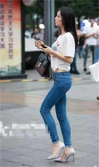 交杂陨石吉他谱
