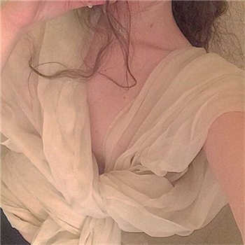 女子怀孕狗胎产下图片